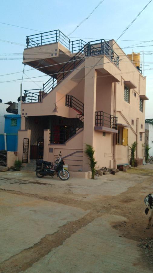 Druva Homestay Hampi Exteriör bild